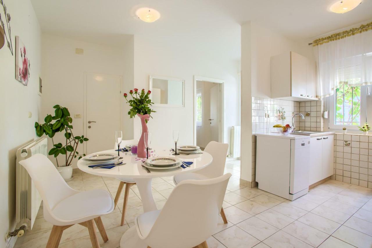Apartman Paola プーラ エクステリア 写真