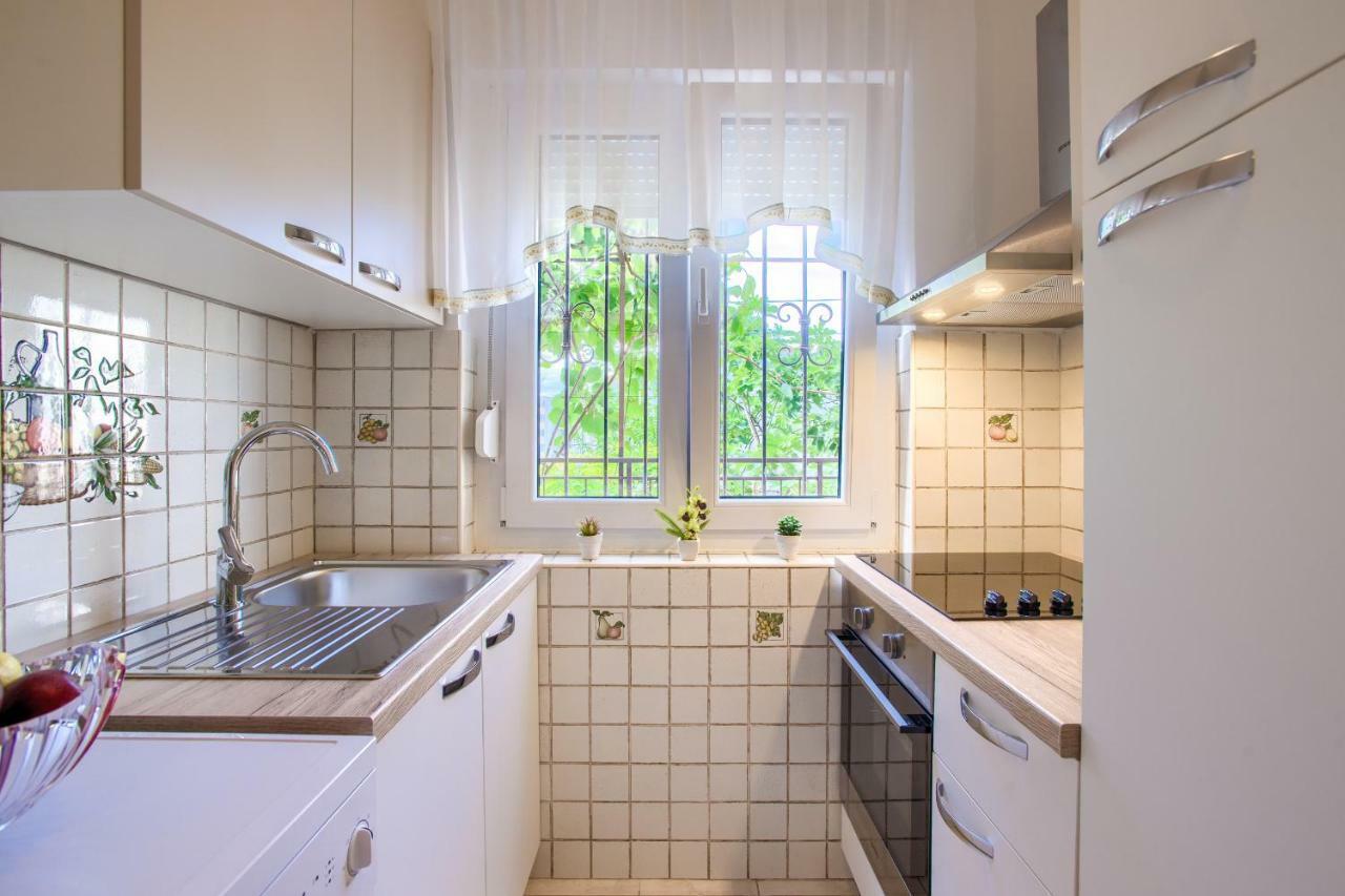 Apartman Paola プーラ エクステリア 写真