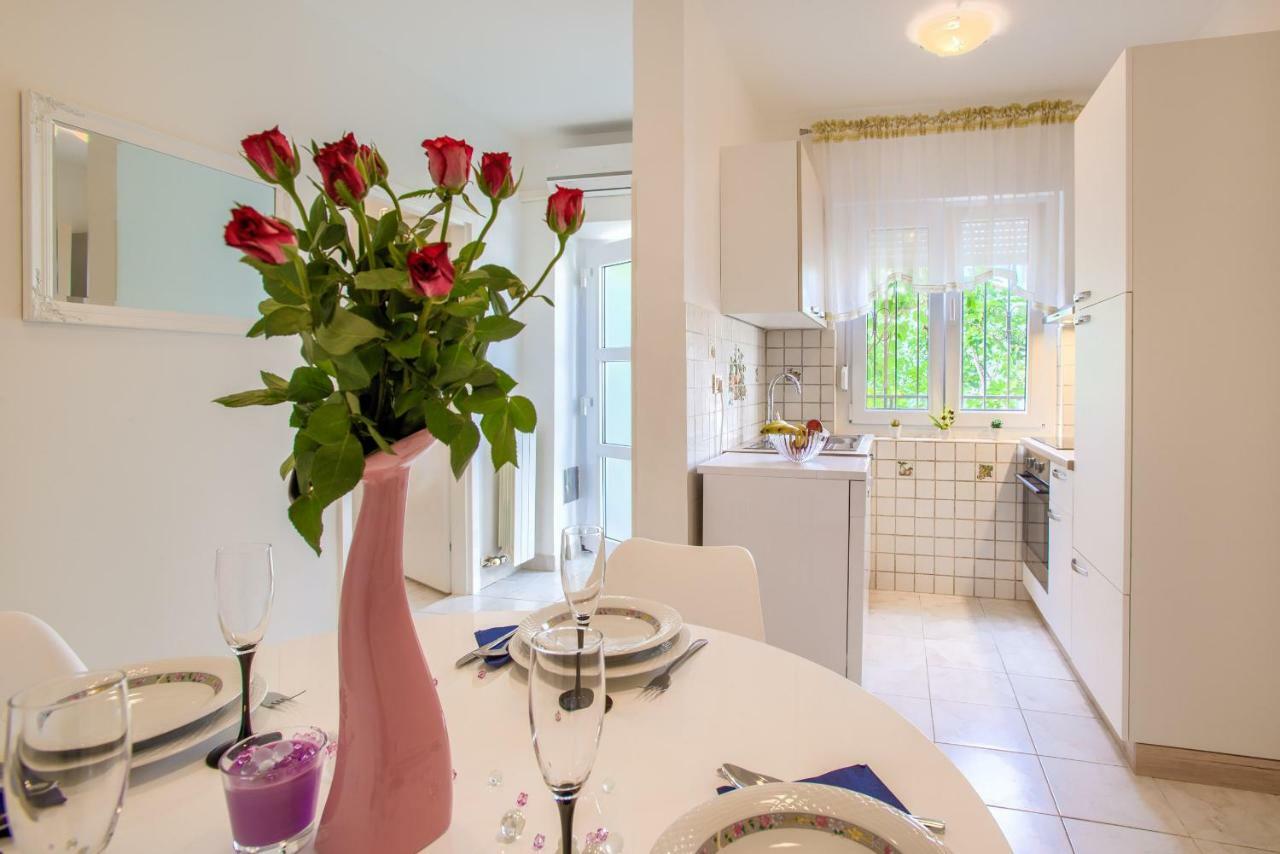 Apartman Paola プーラ エクステリア 写真