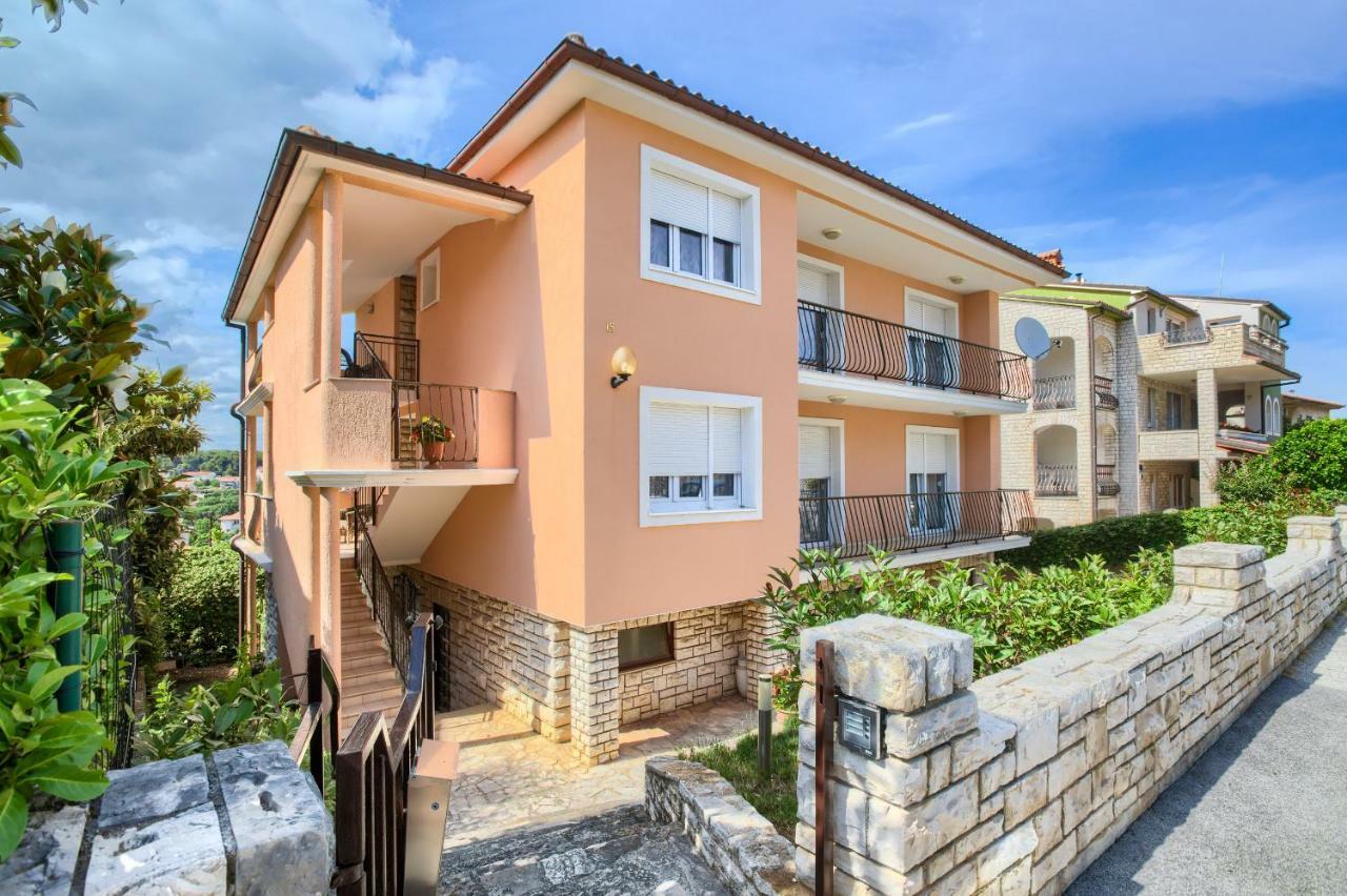 Apartman Paola プーラ エクステリア 写真