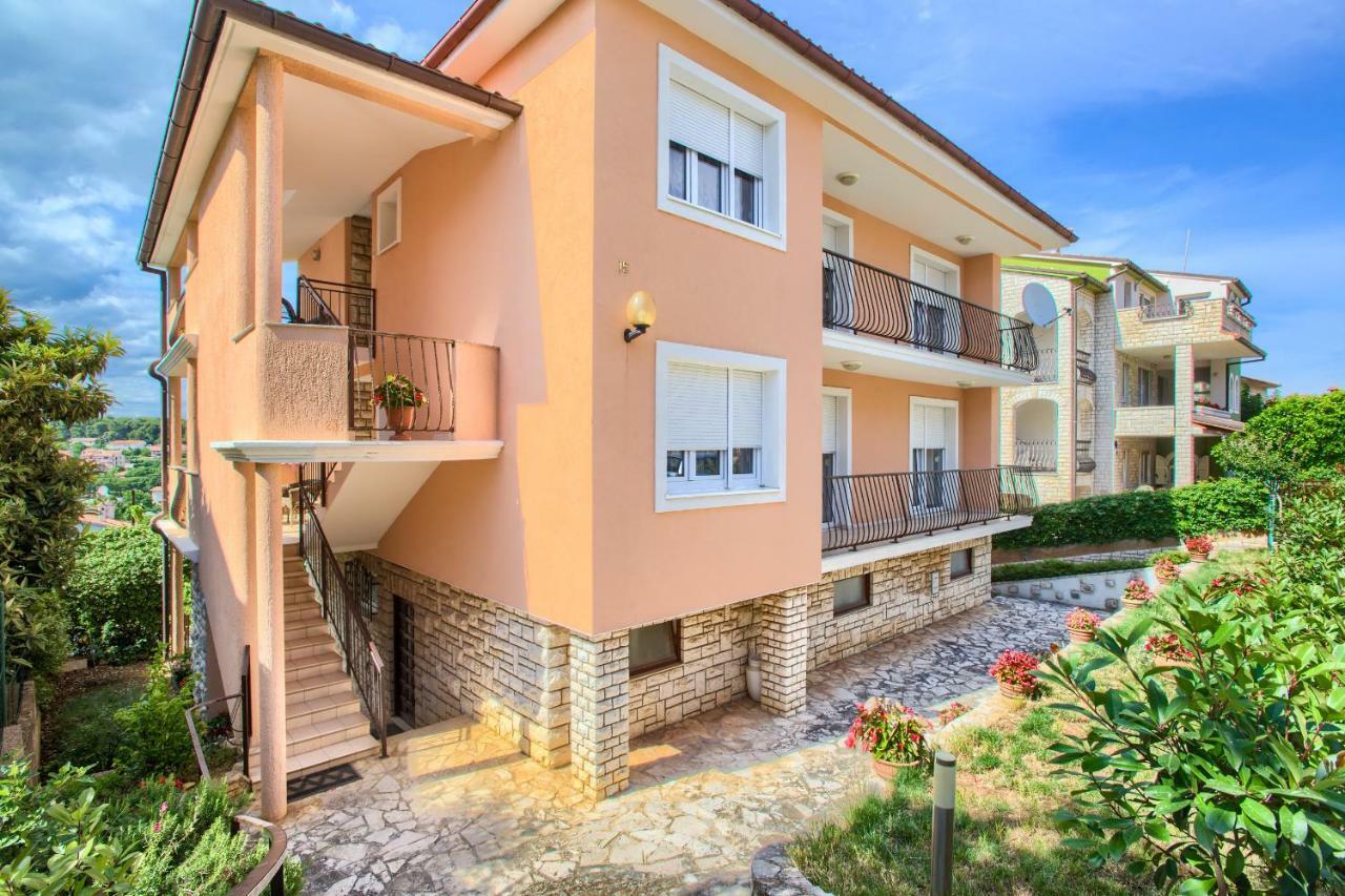 Apartman Paola プーラ エクステリア 写真